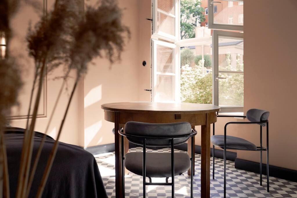 Elegant Apartment In The City Center 브로츠와프 외부 사진